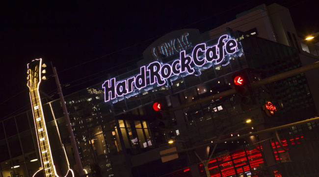 Bracken, United States - GPS 36.112475, -115.172617 - Canon EOS 7D + Sigma AF 24-70mm f/2.8 EX DG macro -  - 1/60 - f/4.0 - ISO640