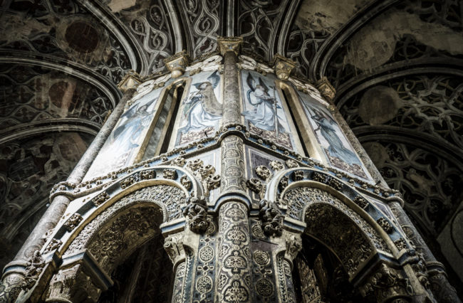 Tomar, Portugal - GPS 39.603720, -8.418882 - Panasonic Lumix DMC-GH4 + Panasonic Lumix G Vario 12-35mm/2,8 OIS - 24mm - 1/50 - f/2.8 - ISO400