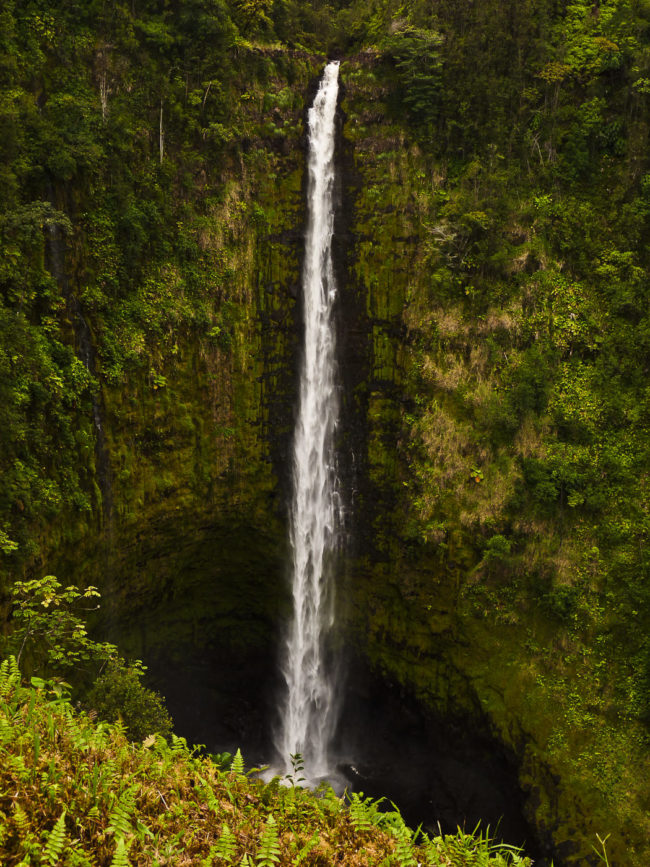 Wailua Ahupua`a, Hawaii - GPS 19.893273, -155.148597 - Canon EOS 7D + Sigma 17-50mm, F2,8 EX DC OS HSM - 44mm - 1/50 - f/3.0 - ISO80