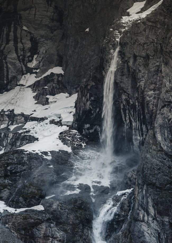 Soggemoen, Norway - GPS 62.499425, 7.671085 - Panasonic GH4 + Panasonic Lumix G X VARIO 35-100mm f/2.8 Power OIS - 144mm - 1/30 - f/3.2 - ISO100