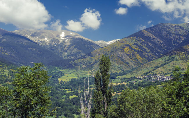 Meranges, Spain - GPS 42.433208, 1.797723 - Panasonic Lumix GX8 + LUMIX G VARIO 12-35/F2.8 - 54mm - 1/100 - f/8.0 - ISO200