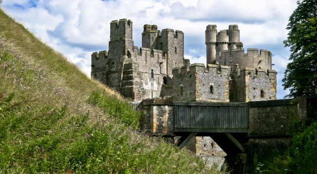 Arundel, United Kingdom - GPS 50.857643, -0.557303 - Canon EOS 20D + Canon EF-S 17-85mm f/4-5.6 IS USM -  - 0/1 - f/8.0 - ISO100
