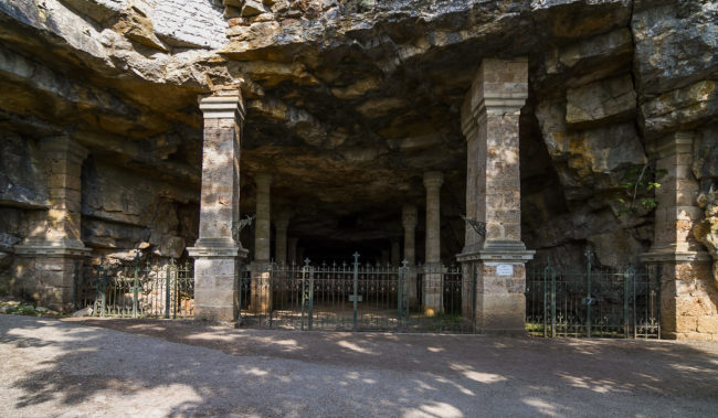 Gouaux-de-Larboust, France - GPS 44.800197, 1.616992 - Canon EOS 7D + Tokina AF 11-16mm f/2.8 AT-X Pro DX -  - 1/30 - f/5.6 - ISO100