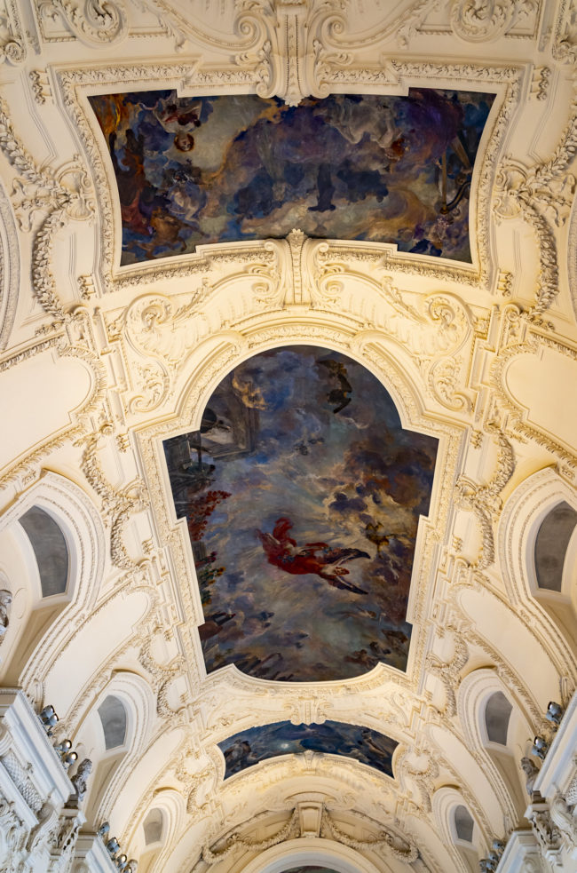 Petit Palais, France - GPS 48.866438, 2.314683 - Sony A7III + SONY FE 24-105mm, F4 G OSS - 24mm - 1/160 - f/4.0 - ISO1250