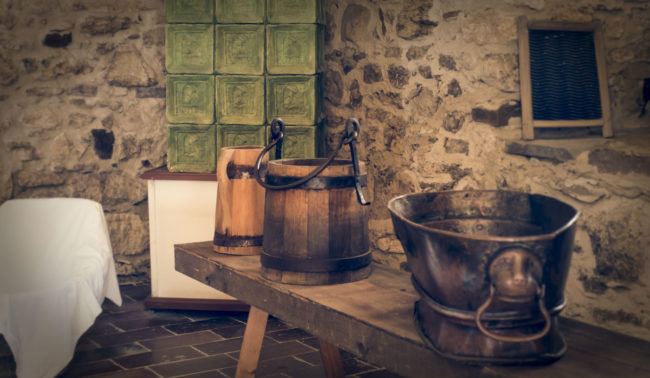 Spišské Podhradie, Slovakia - GPS 49.000378, 20.768353 - Sony RX100 IV + ZEISS Vario-Sonnar T*, 8,8-25,7mm F1,8-2,8 - 54mm - 1/50 - f/2.8 - ISO1250