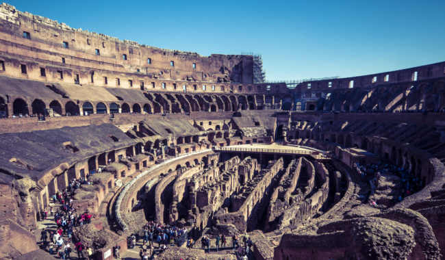 Campitelli, Italy - GPS 41.890328, 12.491857 - Panasonic GH4 + Olympus M.Zuiko ED 9-18mm 4.0-5.6 - 18mm - 1/200 - f/8.0 - ISO200
