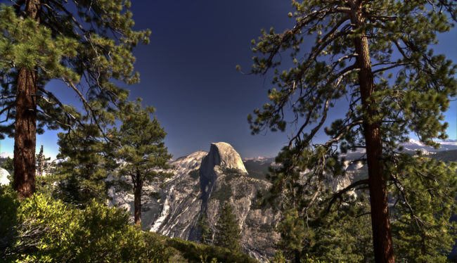 Yosemite Village, United States - GPS 37.756500, -119.592318 - Canon EOS 7D + Sigma AF 24-70mm f/2.8 EX DG macro -  - 0/1 - f/8.0 - ISO100