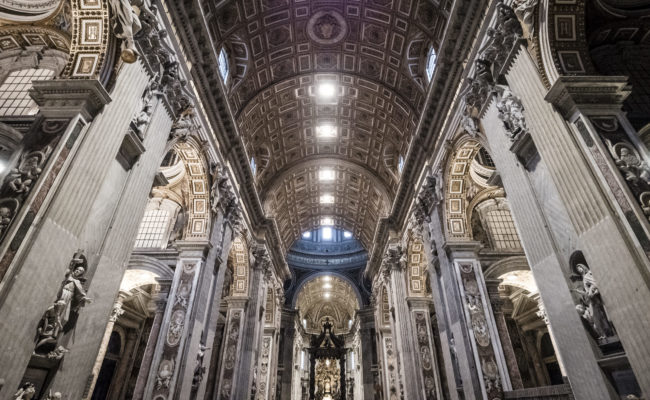 Vatican City, Italy - GPS 41.902178, 12.454737 - Panasonic GH4 + Olympus M.Zuiko ED 9-18mm 4.0-5.6 - 18mm - 1/25 - f/4.0 - ISO3200