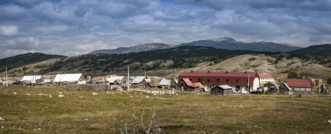 Donja Brezna, Montenegro - GPS 42.996945, 18.896112 - Panasonic GH4 + Panasonic Lumix G Vario 12-35mm/2,8 OIS - 50mm - 1/400 - f/8.0 - ISO200