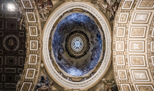 Vatican City, Italy - GPS 41.902178, 12.454737 - Panasonic GH4 + Panasonic Lumix G Vario 12-35mm/2,8 OIS - 30mm - 1/25 - f/2.8 - ISO3200