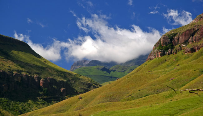 Makhwelela, South Africa - GPS -28.945167, 29.230462 - Canon EOS 20D + Canon EF-S 17-85mm f/4-5.6 IS USM -  - 0/1 - f/8.0 - ISO100