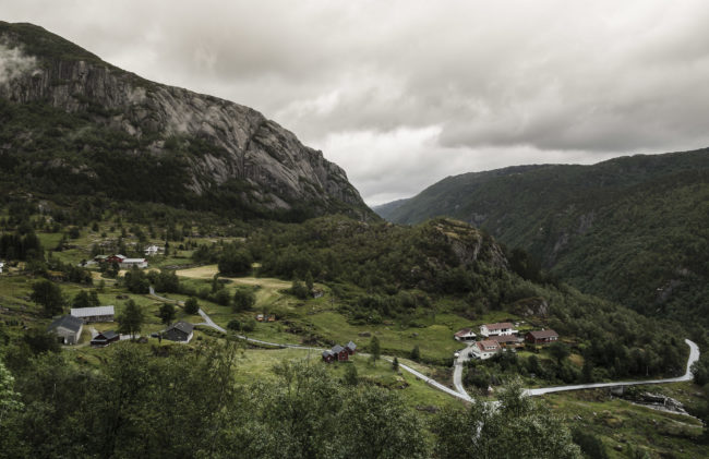Ørekvam, Norway - GPS 59.378353, 6.447345 - Panasonic GH4 + Panasonic Lumix G Vario 12-35mm/2,8 OIS - 24mm - 1/30 - f/8.0 - ISO100