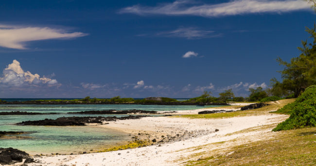 Trou d’Eau Douce, Mauritius - GPS -20.227765, 57.804840 - Canon EOS 7D + Sigma 17-50mm, F2,8 EX DC OS HSM -  - 1/200 - f/8.0 - ISO100
