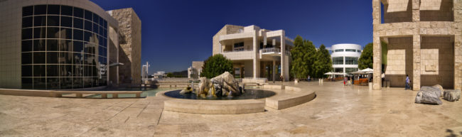 Westgate Heights, United States - GPS 34.076998, -118.474047 - Canon EOS 7D + Sigma AF 24-70mm f/2.8 EX DG macro -  - 0/1 - f/8.0 - ISO100