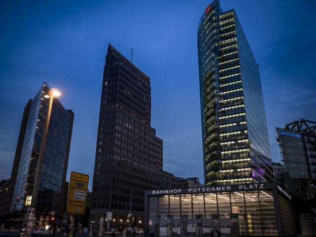 Potsdamer Platz, Germany - GPS 52.509398, 13.377130 - Panasonic GH4 + Panasonic Leica DG Summilux 15mm, F1.7 - 30mm - 1/50 - f/1.7 - ISO200