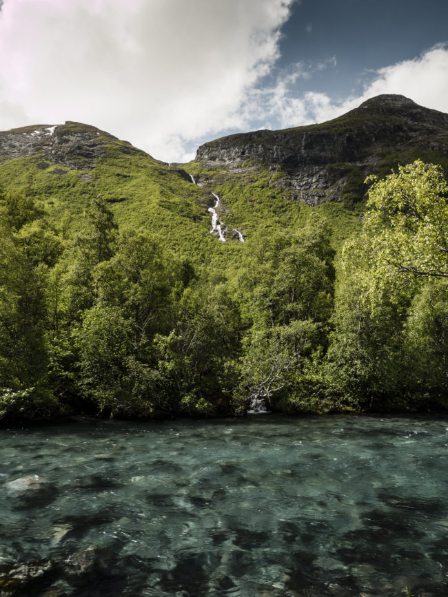Skjelbostad, Norway - GPS 62.373927, 7.557163 - Panasonic GH4 + Panasonic Lumix G Vario 12-35mm/2,8 OIS - 24mm - 1/50 - f/8.0 - ISO100