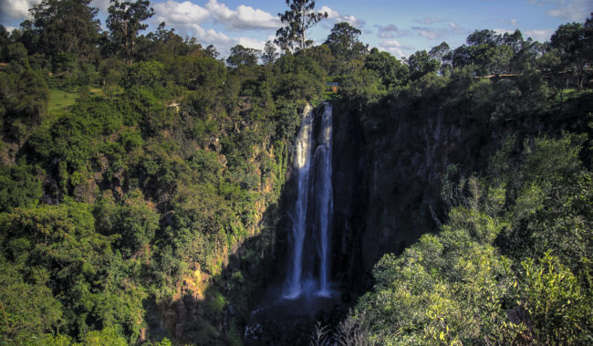 Thomson Falls, Kenya - GPS 0.044503, 36.369505 - Canon EOS 20D + Canon EF-S 17-85mm f/4-5.6 IS USM & Canon EF 70-300mm f/4-5.6 IS USM -  - 0/1 - f/8.0 - ISO100