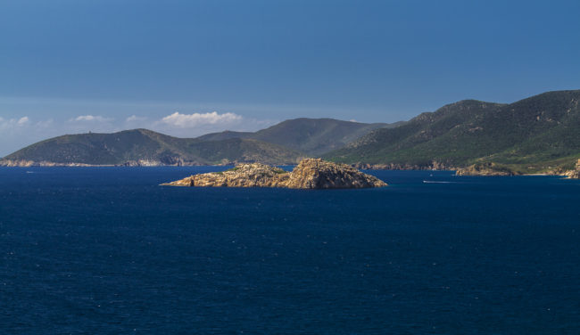 Campionna, Italy - GPS 38.920785, 8.756850 - Canon EOS 7D + Canon EF 70-200mm f/4 USM L IS -  - 1/60 - f/8.0 - ISO100