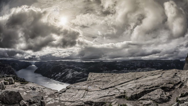 Fossmork, Norway - GPS 58.987170, 6.188820 - Panasonic GH4 + Olympus M.Zuiko ED 9-18mm 4.0-5.6 -  - 1/400 - f/8.0 - ISO100