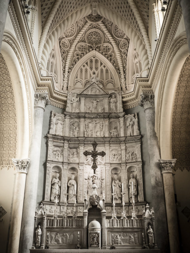 Erice, Italy - GPS 38.036698, 12.583923 - Panasonic Lumix DMC-GH4 + Panasonic Lumix G Vario 12-35mm/2,8 OIS - 40mm - 1/50 - f/2.8 - ISO640