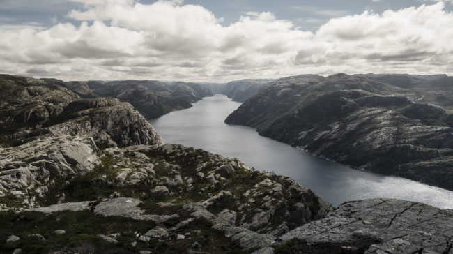 Fossmork, Norway - GPS 58.987170, 6.188820 - Panasonic GH4 + Panasonic Lumix G Vario 12-35mm/2,8 OIS - 24mm - 1/125 - f/8.0 - ISO100