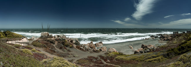 Rocas de Santo Domingo, Chile - GPS -33.631388, -71.634167 - Sony A7III + SONY FE 24-105mm, F4 G OSS - 24mm - 1/1000 - f/4.0 - ISO250