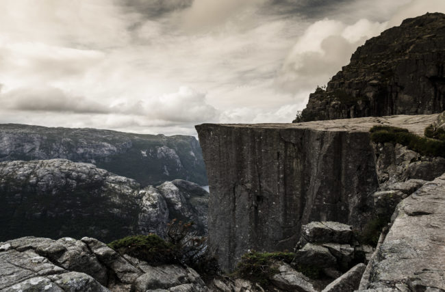 Fossmork, Norway - GPS 58.987380, 6.189098 - Panasonic GH4 + Panasonic Lumix G Vario 12-35mm/2,8 OIS - 24mm - 1/60 - f/8.0 - ISO100