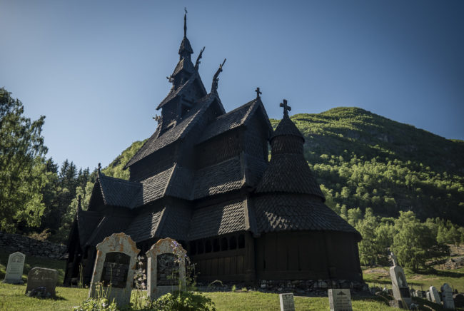 Borgund, Norway - GPS 61.049907, 7.811880 - Panasonic GH4 + Panasonic Lumix G Vario 12-35mm/2,8 OIS - 24mm - 1/250 - f/2.8 - ISO100