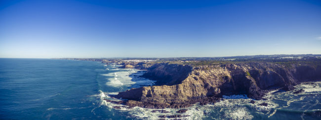 Zambujeira do Mar, Portugal - GPS 37.508333, -8.796112 - DJI Phantom 3 Pro + Phantom 3 FC300X - 20mm - 1/50 - f/2.8 - ISO100