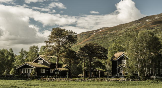 Sætersgrenda, Norway - GPS 62.595970, 9.655200 - Panasonic GH4 + Panasonic Lumix G Vario 12-35mm/2,8 OIS - 70mm - 1/25 - f/10.0 - ISO100