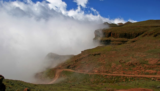 Twin Streams, South Africa - GPS -29.584892, 29.288500 - Canon EOS 20D + Canon EF-S 17-85mm f/4-5.6 IS USM -  - 0/1 - f/8.0 - ISO100