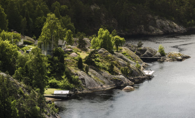 Svinesund, Norway - GPS 59.098572, 11.270080 - Panasonic GH4 + Panasonic Lumix G X VARIO 35-100mm f/2.8 Power OIS - 160mm - 1/50 - f/5.6 - ISO100