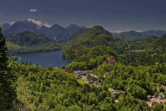 Hohenschwangau, Germany - GPS 47.549697, 10.741410 - Canon EOS 7D + Canon EF-S 17-85mm f/4-5.6 IS USM -  - 0/1 - f/8.0 - ISO100