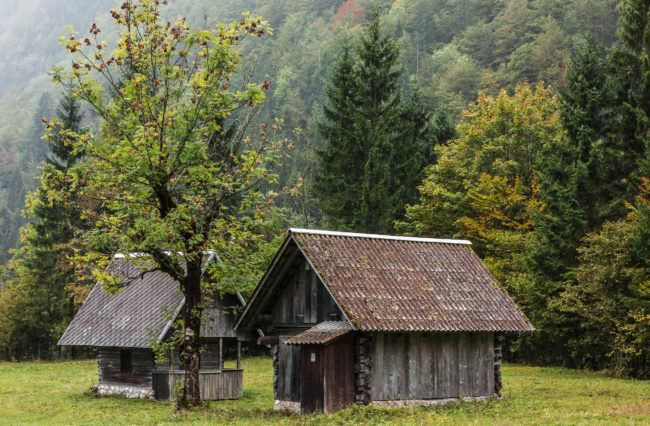 Krstenica, Slovenia - GPS 46.323325, 13.884673 - SONY DSC-RX100 + 28-100mm F1.8-4.9 - 79mm - 1/30 - f/4.5 - ISO200