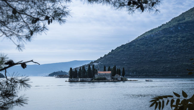 Perast, Montenegro - GPS 42.489413, 18.693988 - Panasonic GH4 + Panasonic Lumix G Vario 12-35mm/2,8 OIS - 70mm - 1/320 - f/8.0 - ISO200