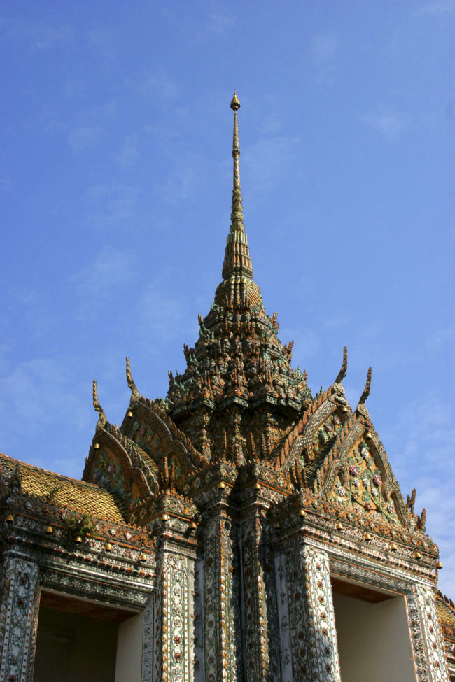 Khaosan, Thailand - GPS 13.761792, 100.490865 - Canon EOS 20D + Canon EF-S 17-85mm f/4-5.6 IS USM -  - 0/1 - f/8.0 - ISO100