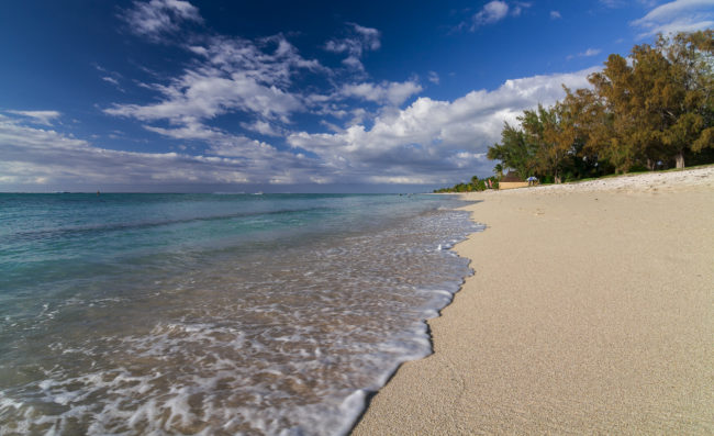 Labonté, Mauritius - GPS -20.451548, 57.313098 - Canon EOS 7D + Tokina AF 11-16mm f/2.8 AT-X Pro DX -  - 1/160 - f/8.0 - ISO100