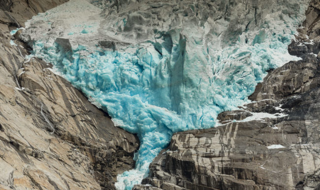 Briksdalsbre, Norway - GPS 61.671728, 6.814152 - Panasonic GH4 + Panasonic Lumix G X VARIO 35-100mm f/2.8 Power OIS - 200mm - 1/250 - f/8.0 - ISO100