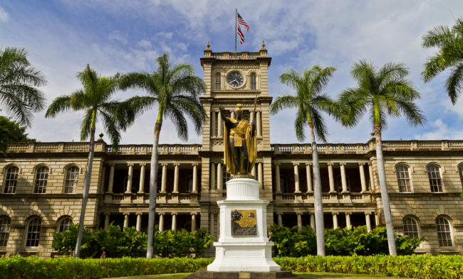 Honolulu, United States - GPS 21.305858, -157.859587 - Canon EOS 7D + Sigma 17-50mm, F2,8 EX DC OS HSM -  - 1/250 - f/5.6 - ISO100