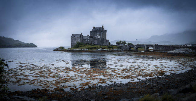 Dornie, United Kingdom - GPS 57.273612, -5.512778 - Panasonic Lumix DMC-GH5 + Panasonic Lumix G Vario 12-35mm/2,8 OIS - 24mm - 1/160 - f/8.0 - ISO200