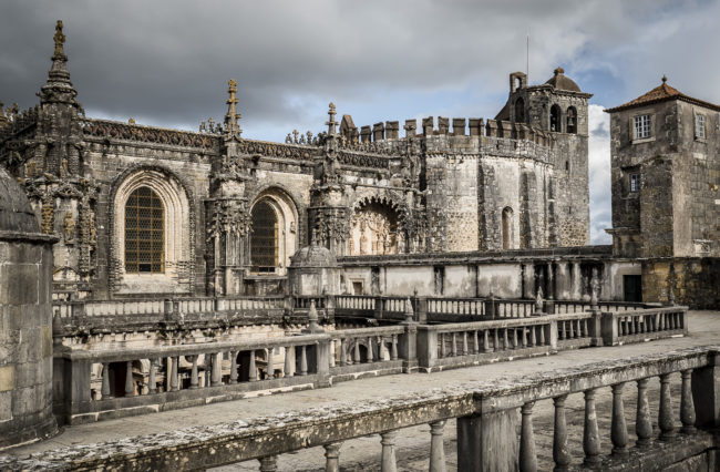 Tomar, Portugal - GPS 39.603402, -8.419212 - Panasonic GH4 + Panasonic Lumix G Vario 12-35mm/2,8 OIS - 30mm - 1/160 - f/8.0 - ISO200