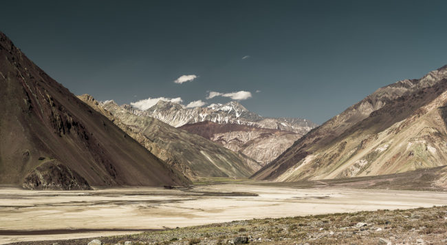 Campamento Embalse El Yeso, Chile - GPS -33.647160, -70.054695 - Sony A7III + SONY FE 24-105mm, F4 G OSS - 43mm - 1/160 - f/8.0 - ISO100