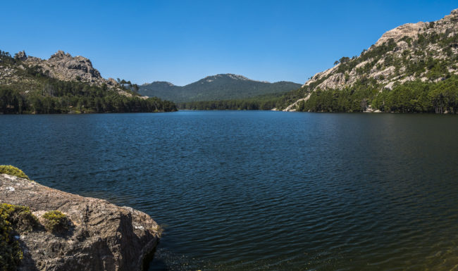 Agnarone, France - GPS 41.668270, 9.208087 - Panasonic GH4 + Panasonic Lumix G Vario 12-35mm/2,8 OIS - 30mm - 1/100 - f/8.0 - ISO200