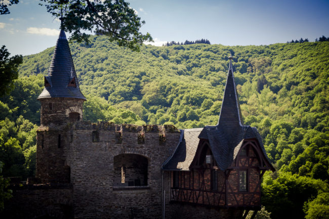 Cochem, Germany - GPS 50.142703, 7.167027 - Canon EOS 7D + Sigma 17-50mm, F2.8 EX DC OS HSM -  - 1/25 - f/8.0 - ISO100