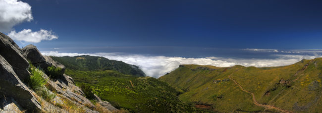 Curral das Freiras, Portugal - GPS 32.736240, -16.930280 - Canon EOS 20D + Canon EF-S 17-85mm f/4-5.6 IS USM -  - 1/100 - f/8.0 - ISO100