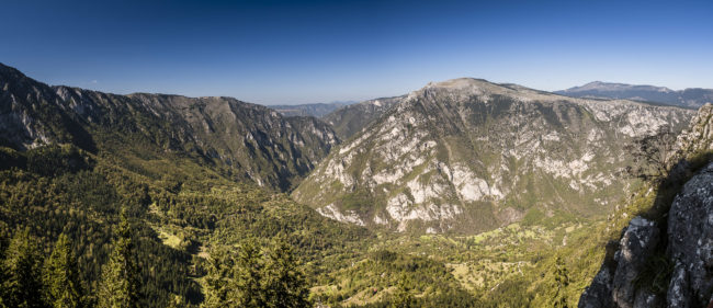 Nadgora, Montenegro - GPS 43.194445, 19.089445 - Panasonic GH4 + Panasonic Lumix G Vario 12-35mm/2,8 OIS - 24mm - 1/125 - f/8.0 - ISO200