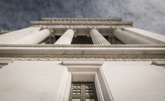 Lungotevere Castello, Italy - GPS 41.895062, 12.482925 - Panasonic GH4 + Panasonic Lumix G Vario 12-35mm/2,8 OIS - 24mm - 1/400 - f/8.0 - ISO200