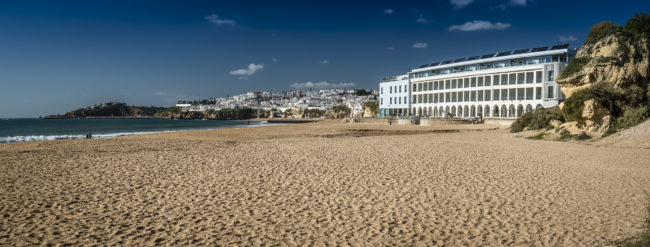 Albufeira, Portugal - GPS 37.085278, -8.241388 - Panasonic GH4 + Panasonic Lumix G Vario 12-35mm/2,8 OIS - 52mm - 1/400 - f/8.0 - ISO200