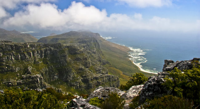 Table Mountain, South Africa - GPS -33.958285, 18.403202 - Canon EOS 20D + Canon EF-S 17-85mm f/4-5.6 IS USM -  - 0/1 - f/8.0 - ISO100