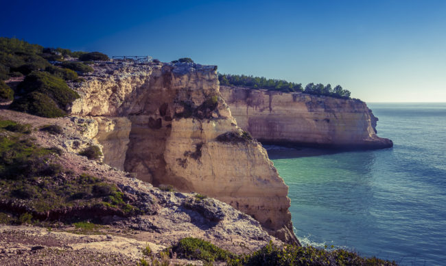 Benagil, Portugal - GPS 37.087328, -8.423255 - Panasonic GH4 + Panasonic Lumix G Vario 12-35mm/2,8 OIS - 24mm - 1/250 - f/8.0 - ISO200